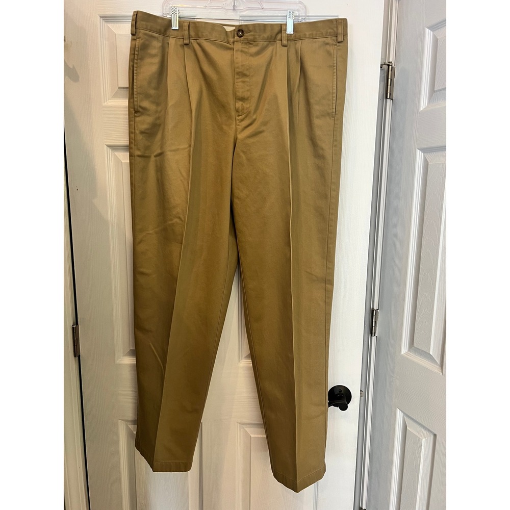 L.L. Bean Chinos 100% Cotton Twill Pleated Khaki Classic Fit 42x34 Preppy